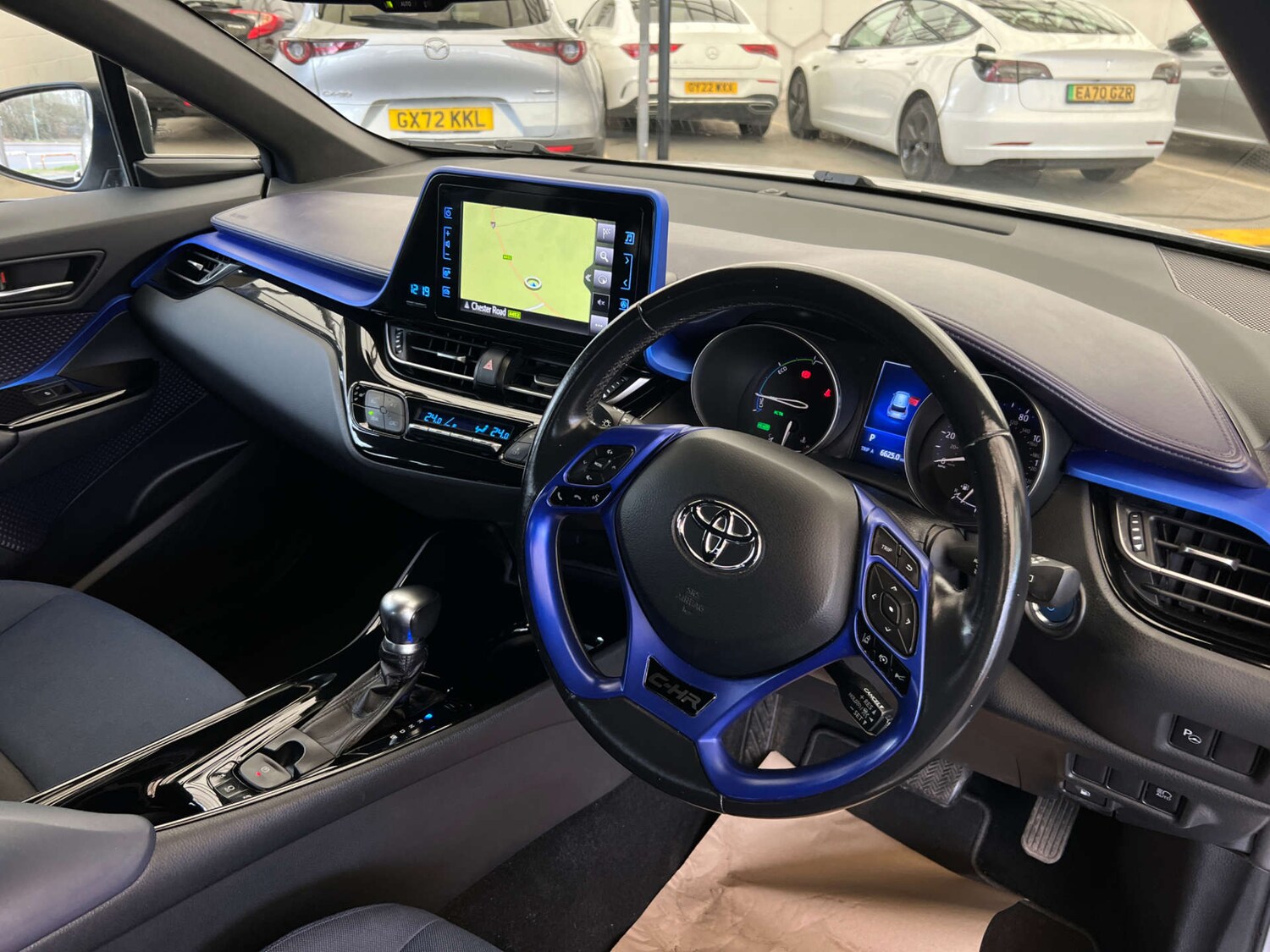 Used Toyota C-HR 2017 for sale - 77821720: Photo 12