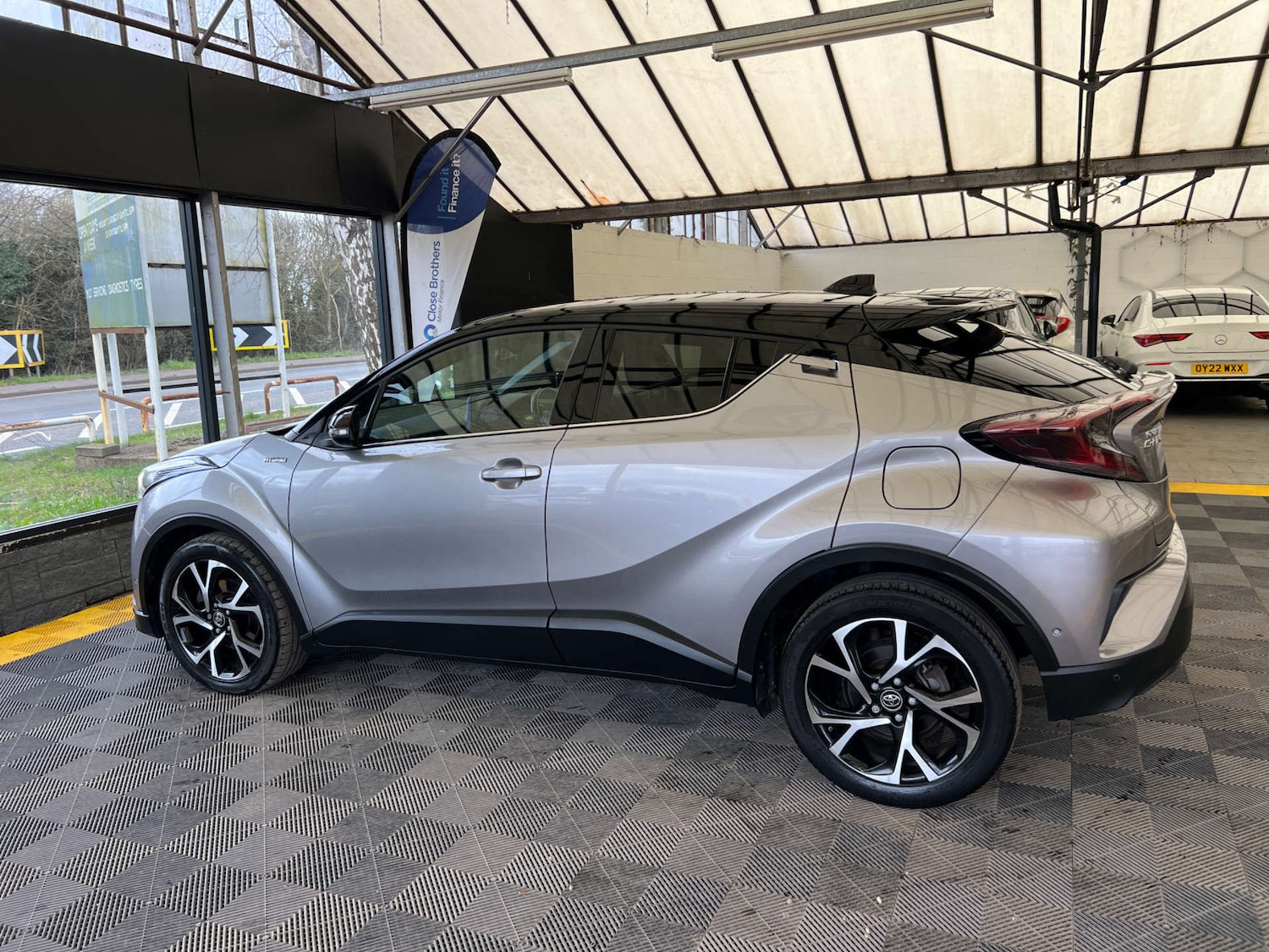 Used Toyota C-HR 2017 for sale - 77821720: Photo 7