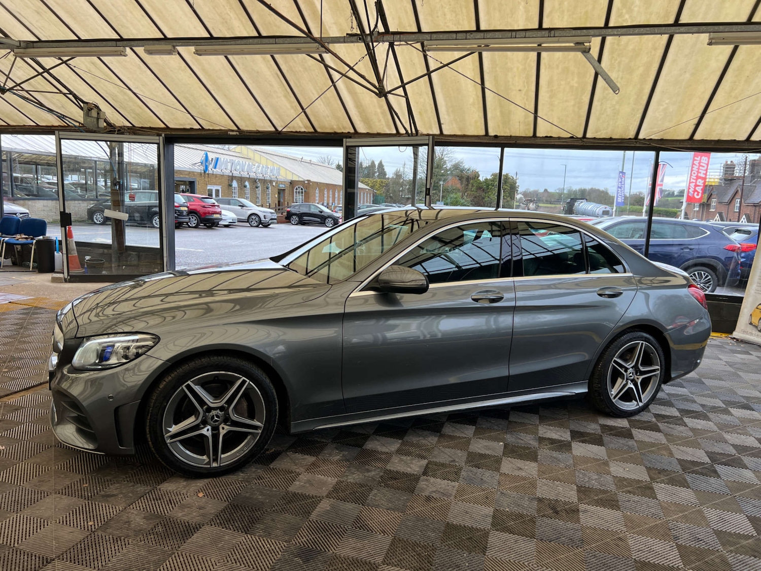 Used Mercedes-Benz C Class 2019 for sale - 77628822: Photo 4