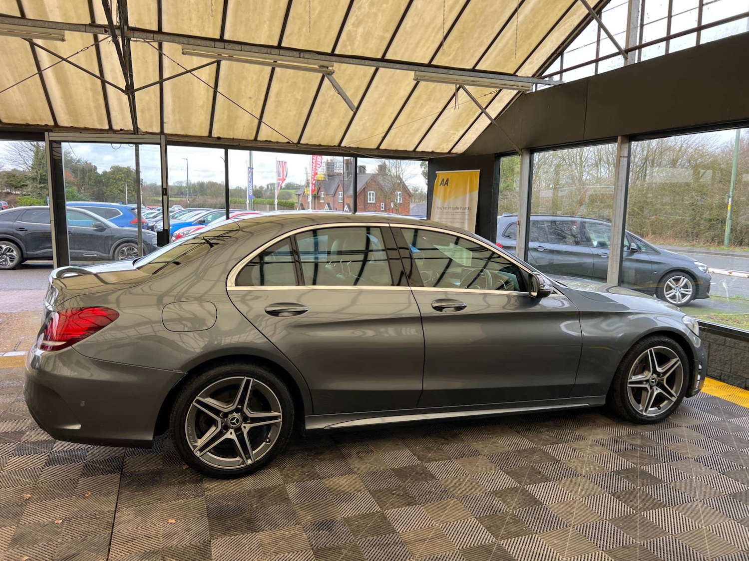 Used Mercedes-Benz C Class 2019 for sale - 77628822: Photo 8