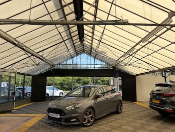 Used Ford Focus 2017 for sale - 79407386: Photo