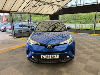 Used Toyota C-HR 2019 for sale - 79308019: Photo