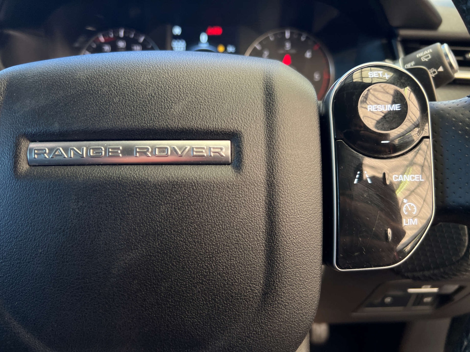 Used Land Rover Range Rover Velar 2019 for sale - 77357542: Photo 13