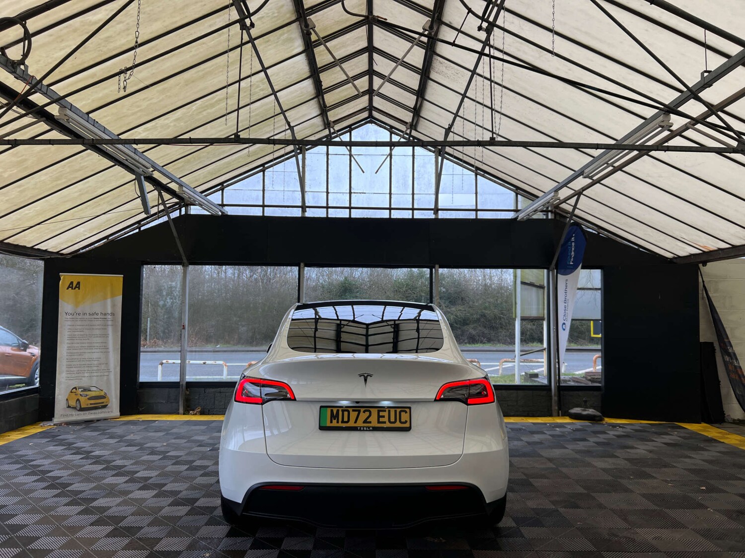 Used Tesla Model Y 2023 for sale - 77535062: Photo 8