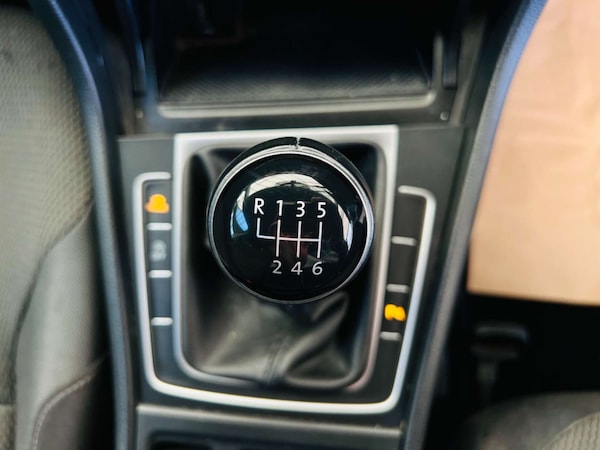 Used Volkswagen Golf 2019 for sale - 75216543: Photo 27
