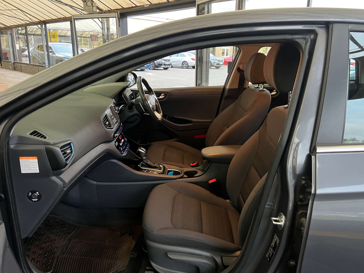 Used Hyundai IONIQ 2018 for sale - 76453801: Photo 24