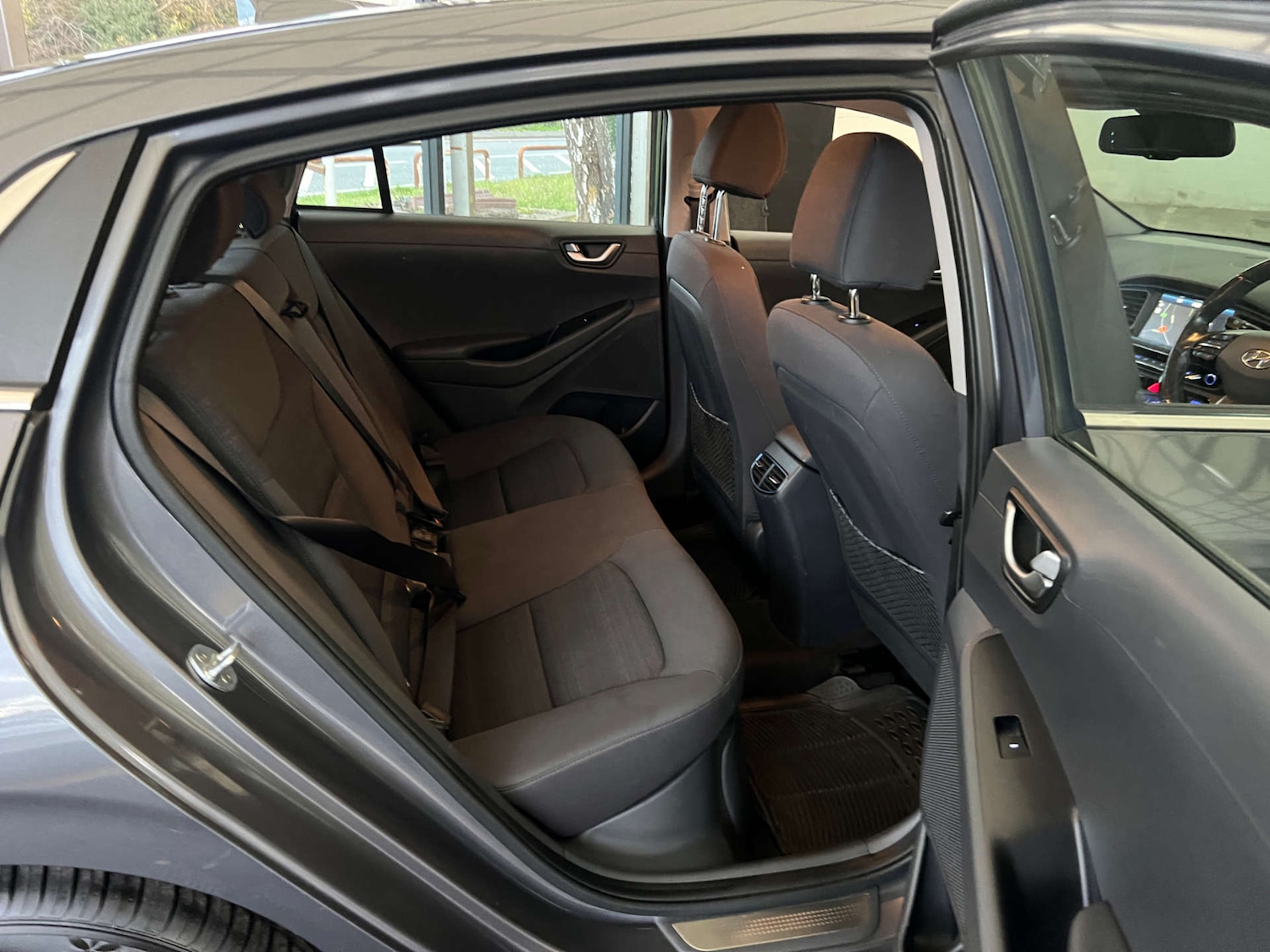 Used Hyundai IONIQ 2018 for sale - 76453801: Photo 29