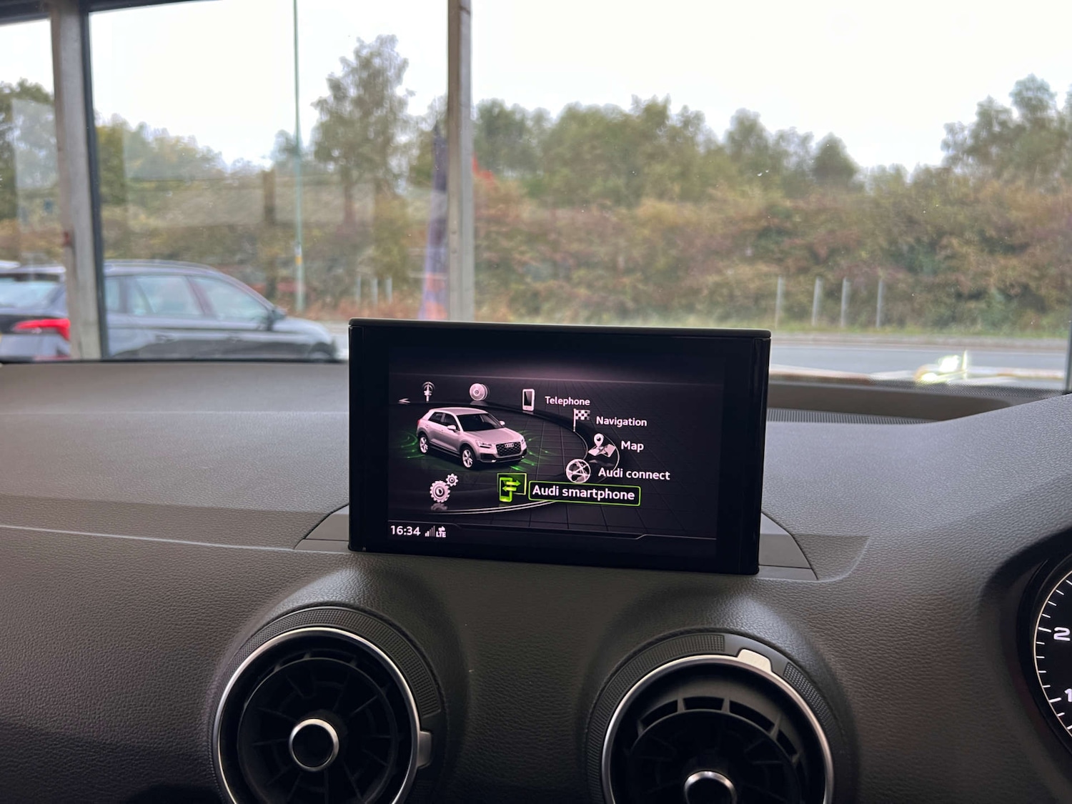 Used Audi Q2 2017 for sale - 76601670: Photo 22