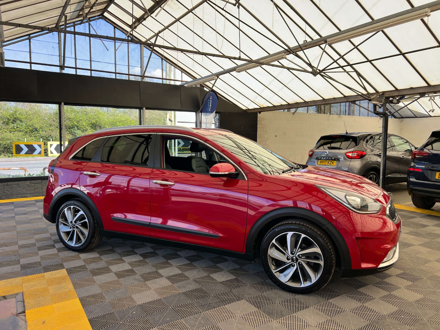 Used Kia Niro 2018 for sale - 78125386: Photo 3