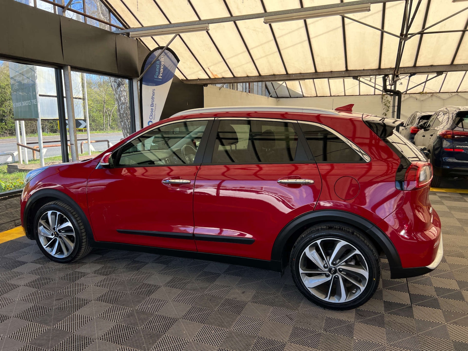 Used Kia Niro 2018 for sale - 78125386: Photo 7