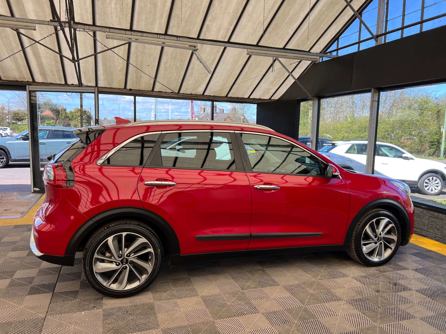Used Kia Niro 2018 for sale - 78125386: Photo 9