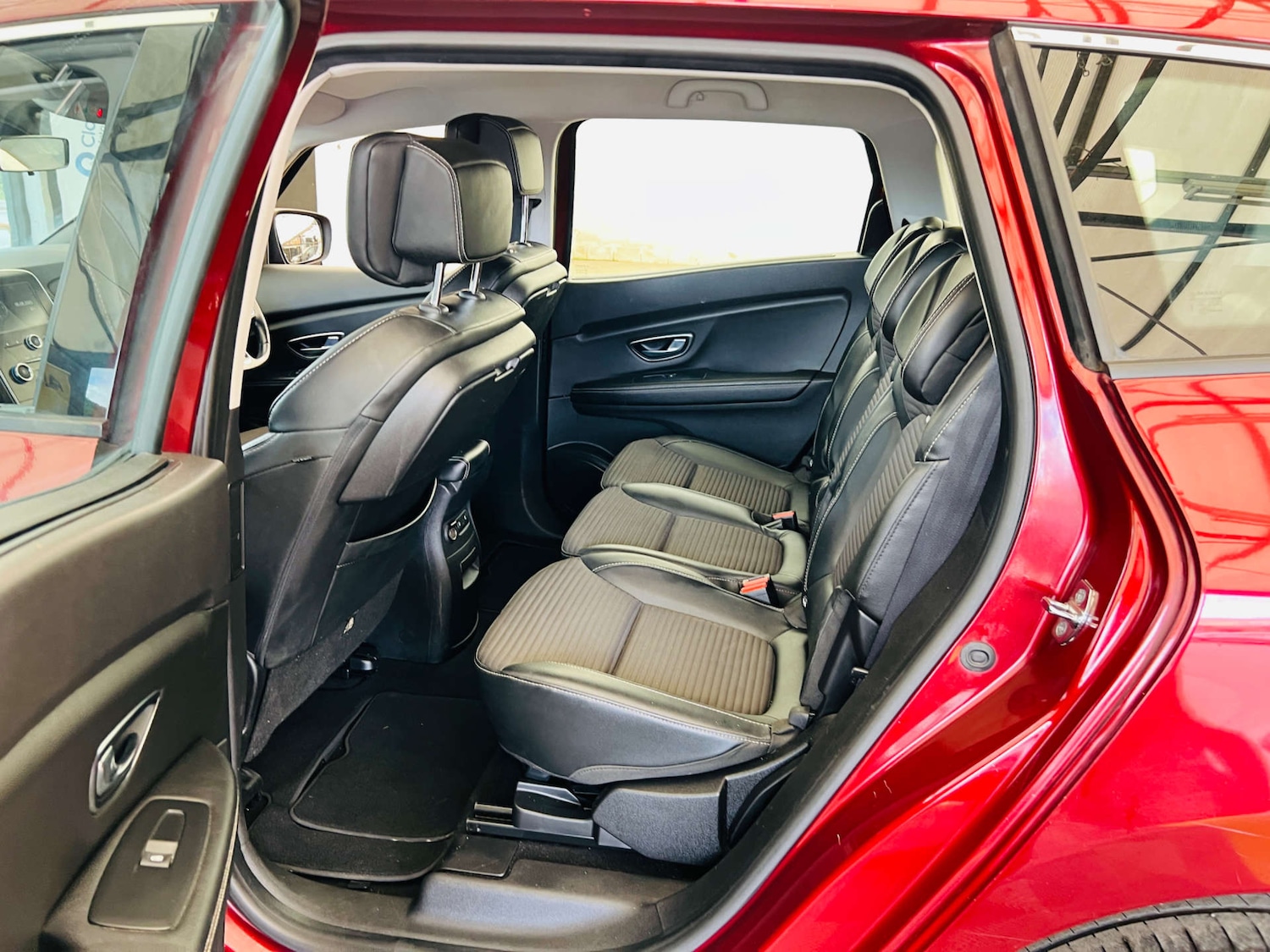 Used Renault Grand Scenic 2018 for sale - 78201073: Photo 22