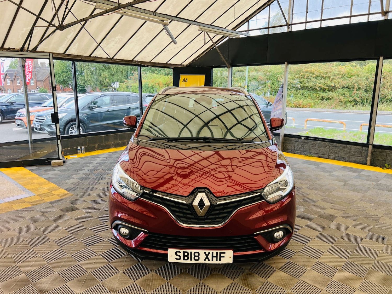 Used Renault Grand Scenic 2018 for sale - 78201073: Photo 3
