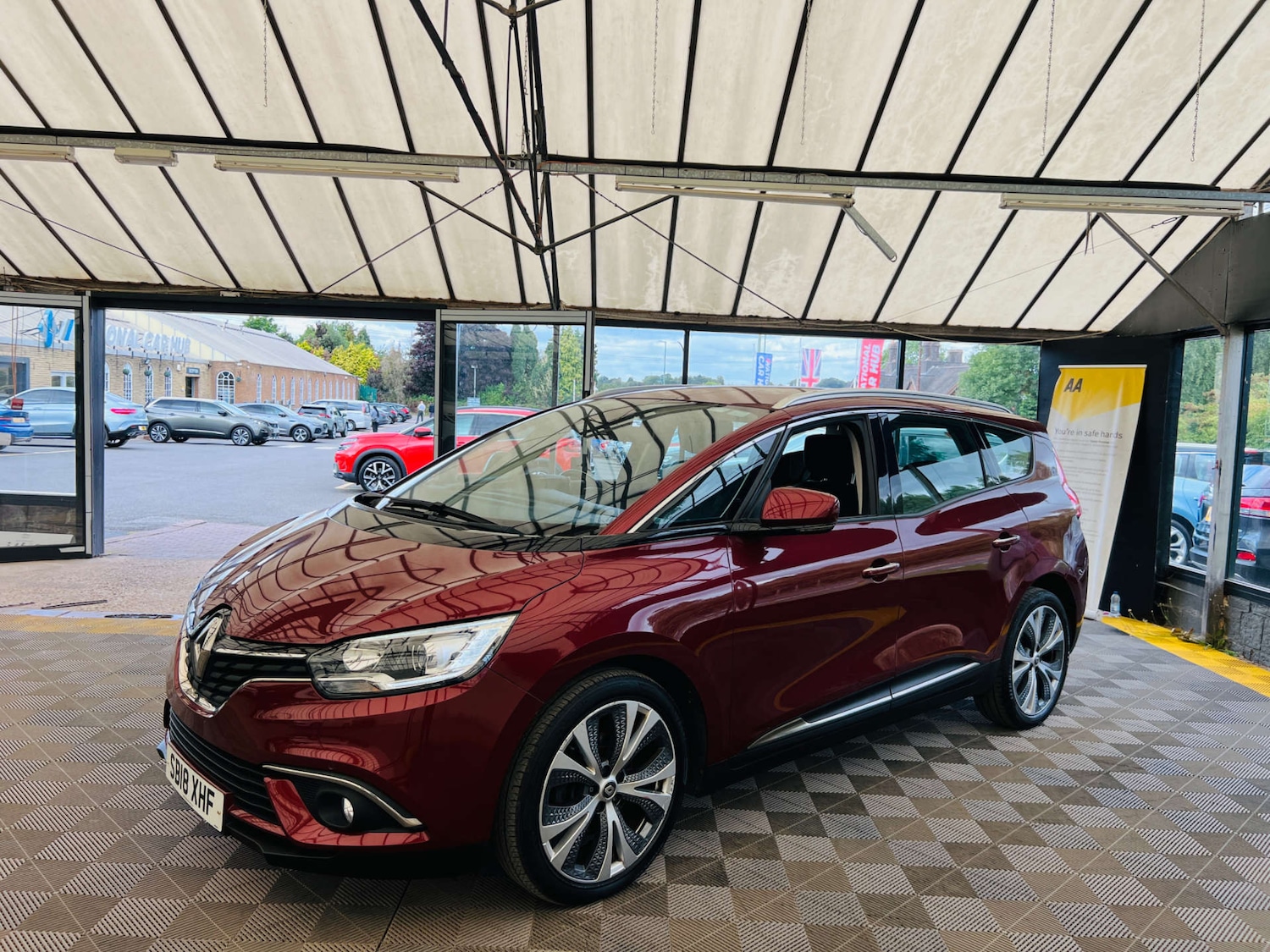 Used Renault Grand Scenic 2018 for sale - 78201073: Photo 4