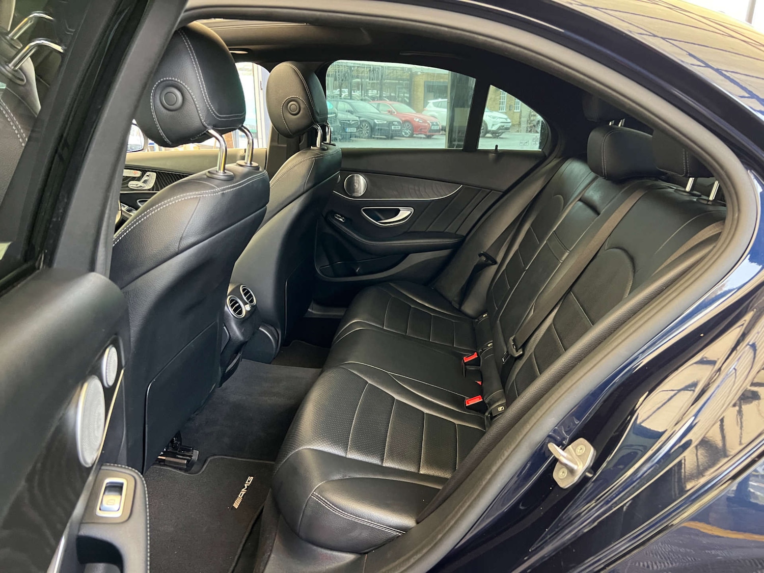 Used Mercedes-Benz C Class 2017 for sale - 76861655: Photo 30