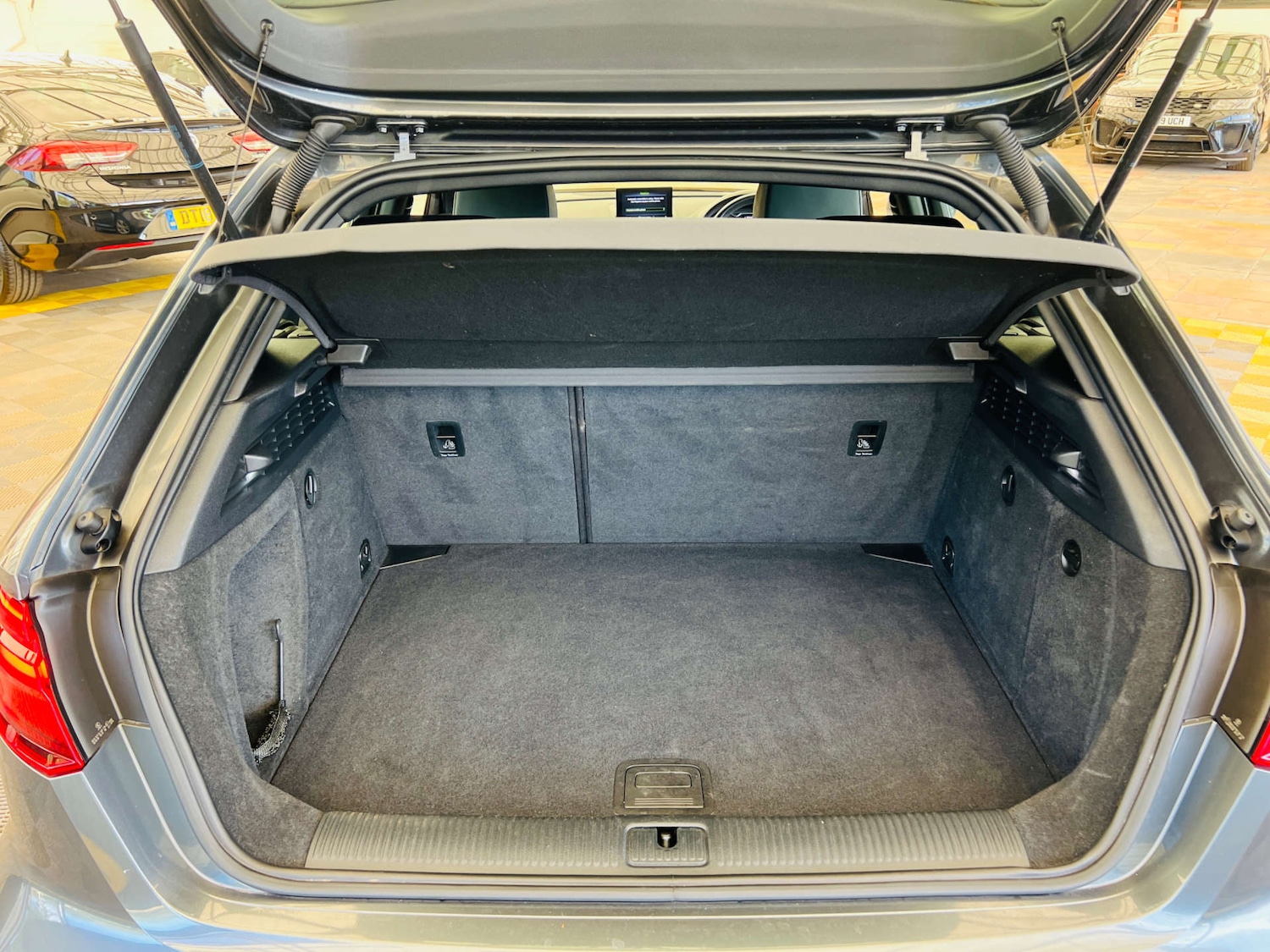 Vehicle 29