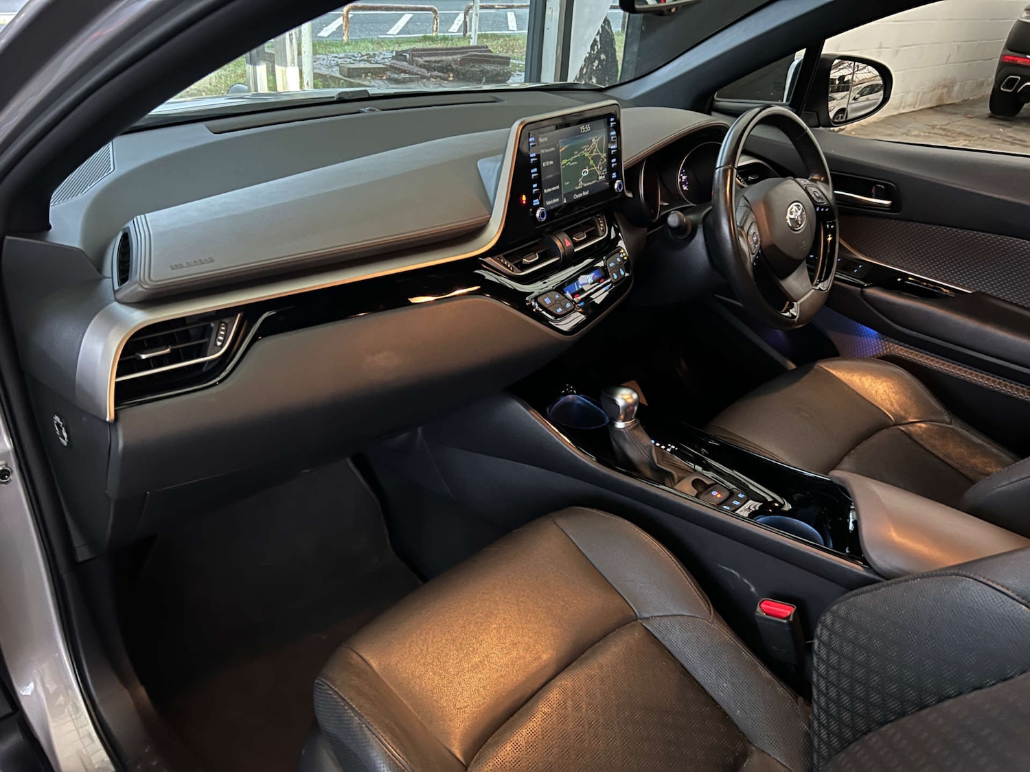 Used Toyota C-HR 2021 for sale - 77326070: Photo 25