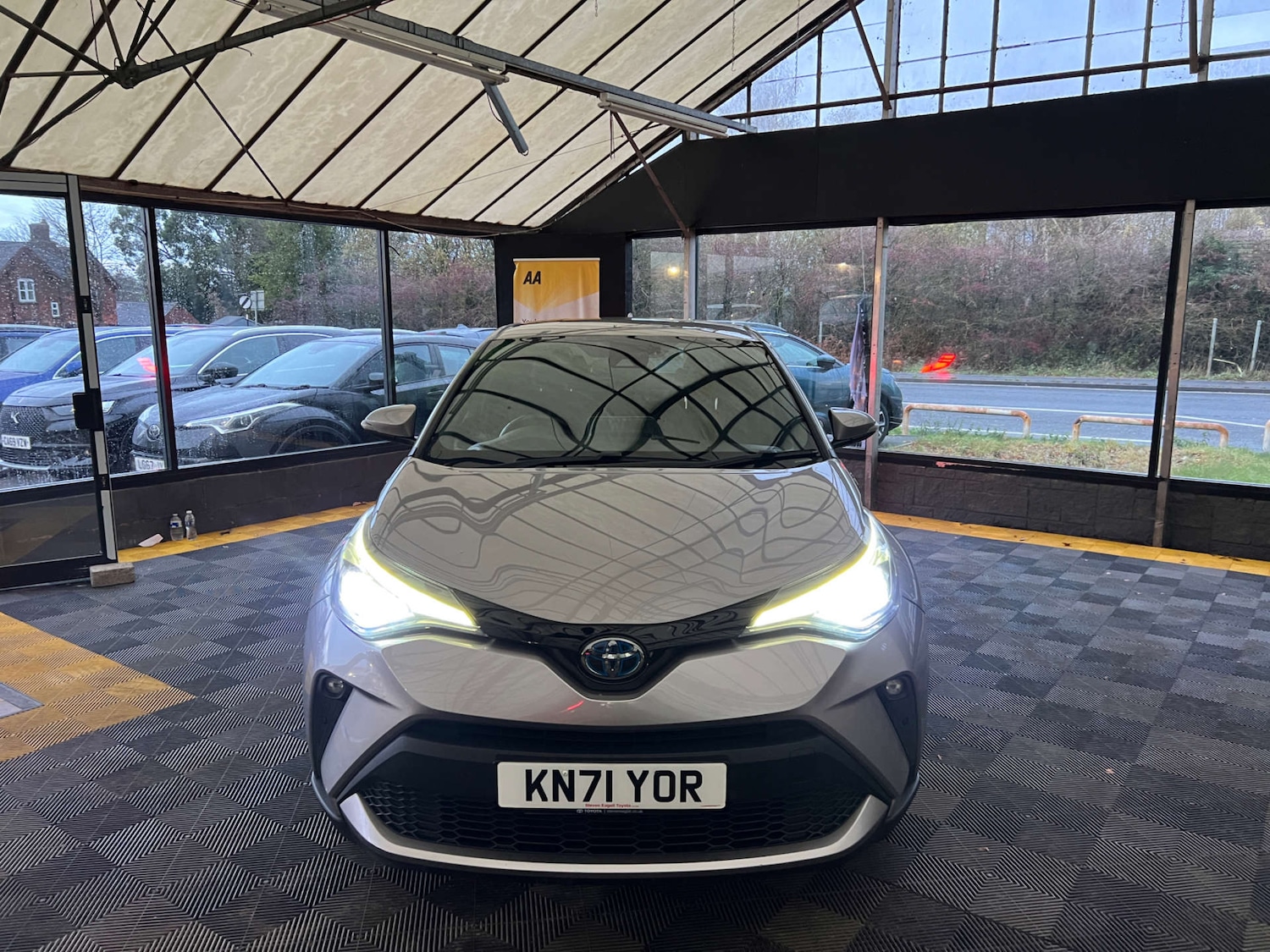 Used Toyota C-HR 2021 for sale - 77326070: Photo 3
