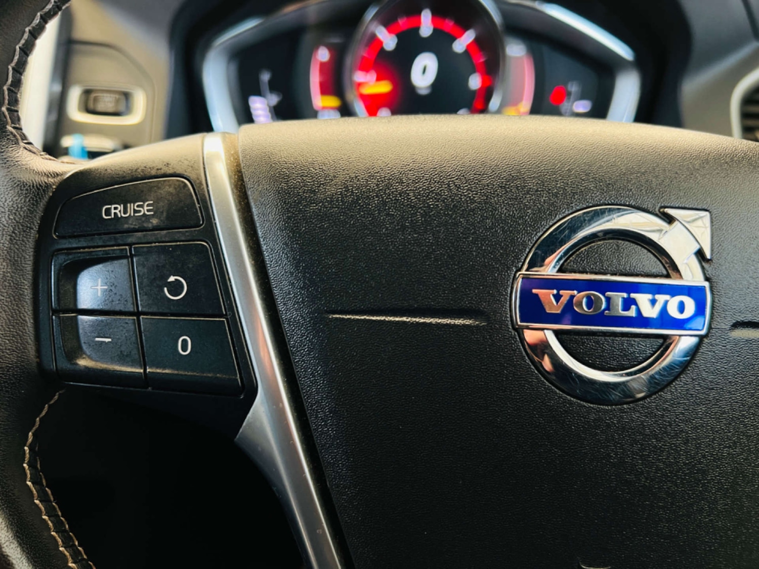 Used Volvo XC60 2017 for sale - 77964805: Photo 20