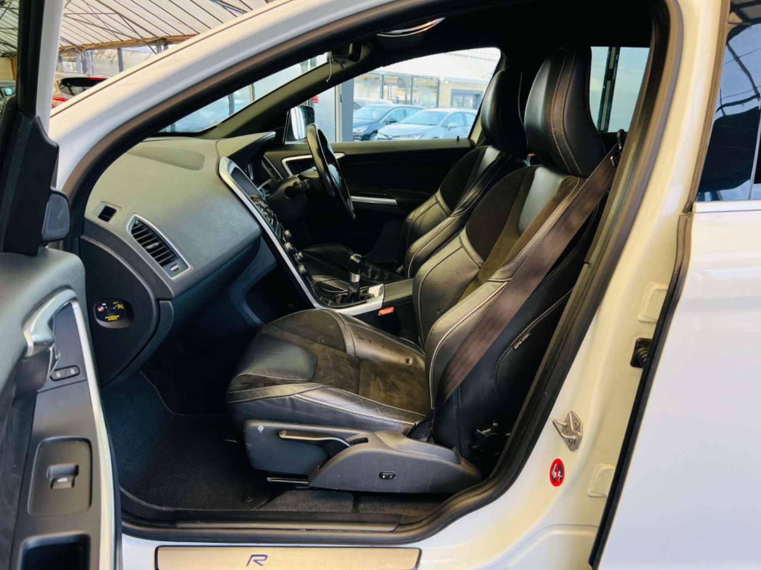 Used Volvo XC60 2017 for sale - 77964805: Photo 33