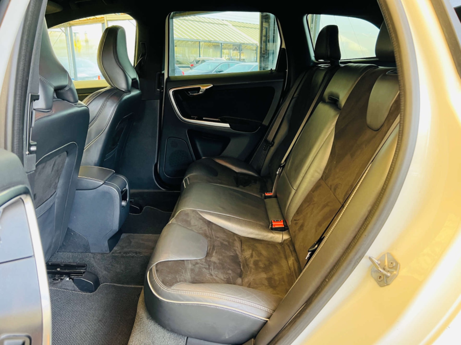 Used Volvo XC60 2017 for sale - 77964805: Photo 36