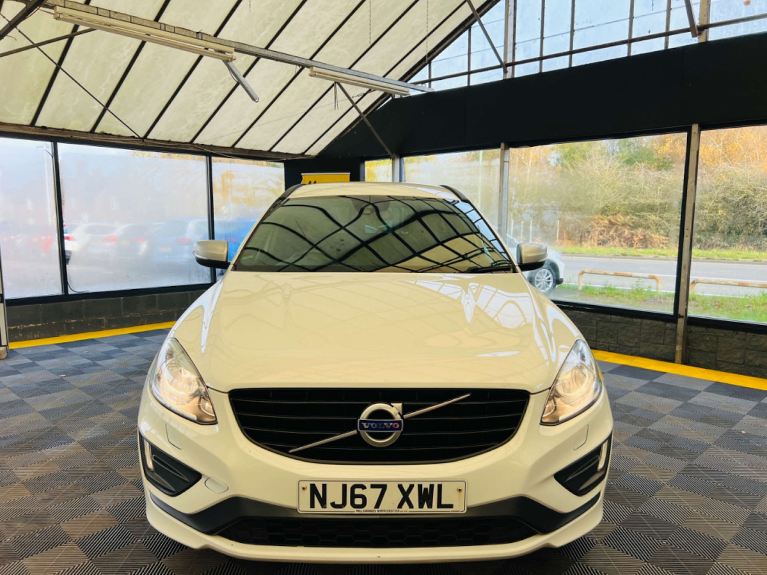 Used Volvo XC60 2017 for sale - 77964805: Photo 4