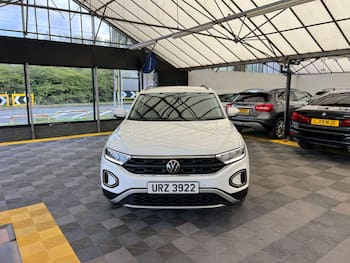 Used Volkswagen T-Roc 2023 for sale - 79844825: Photo