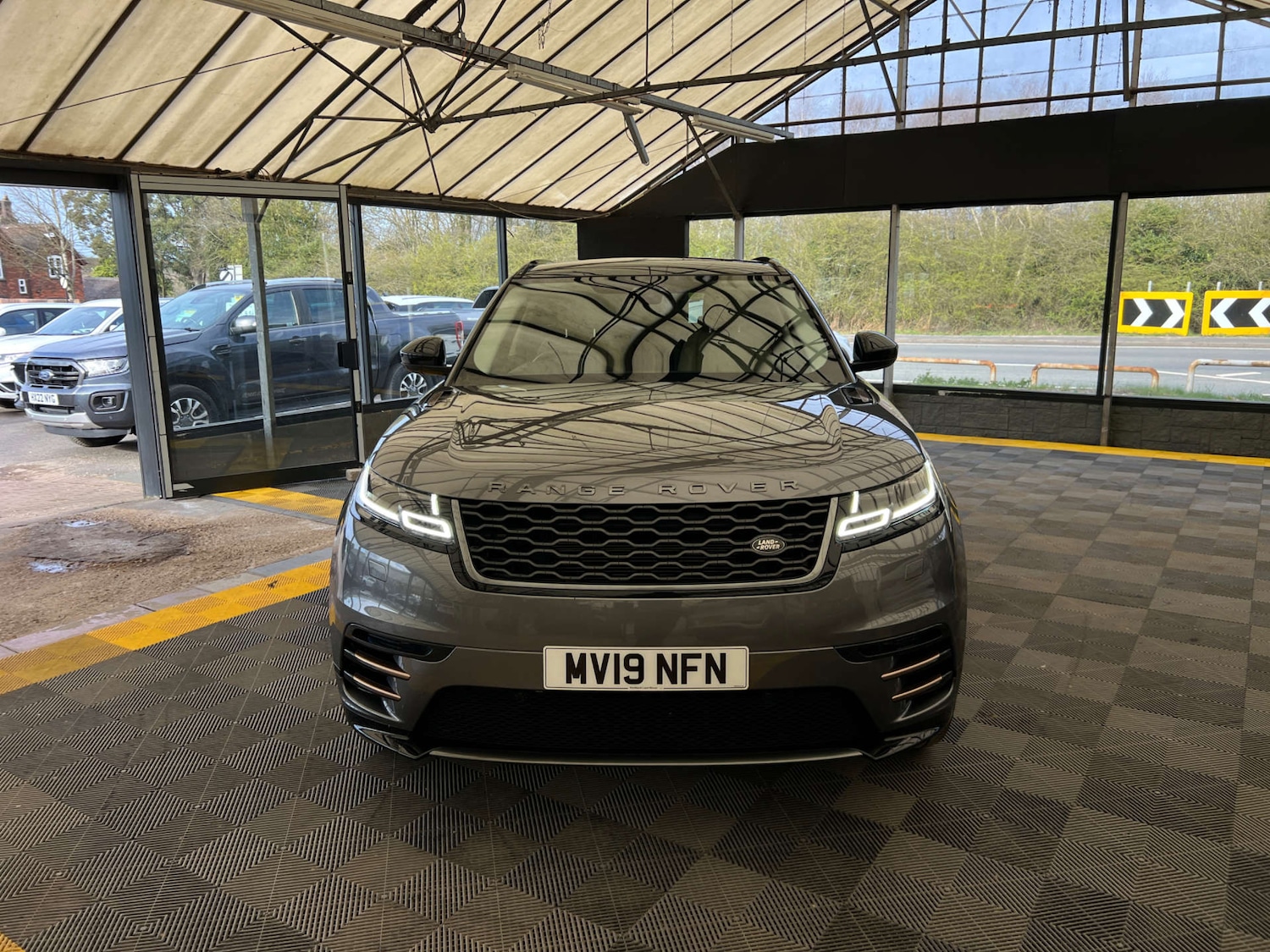 Used Land Rover Range Rover Velar 2019 for sale - 78032014: Photo 4