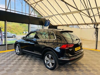 Used Volkswagen Tiguan 2018 for sale - 75617394: Photo