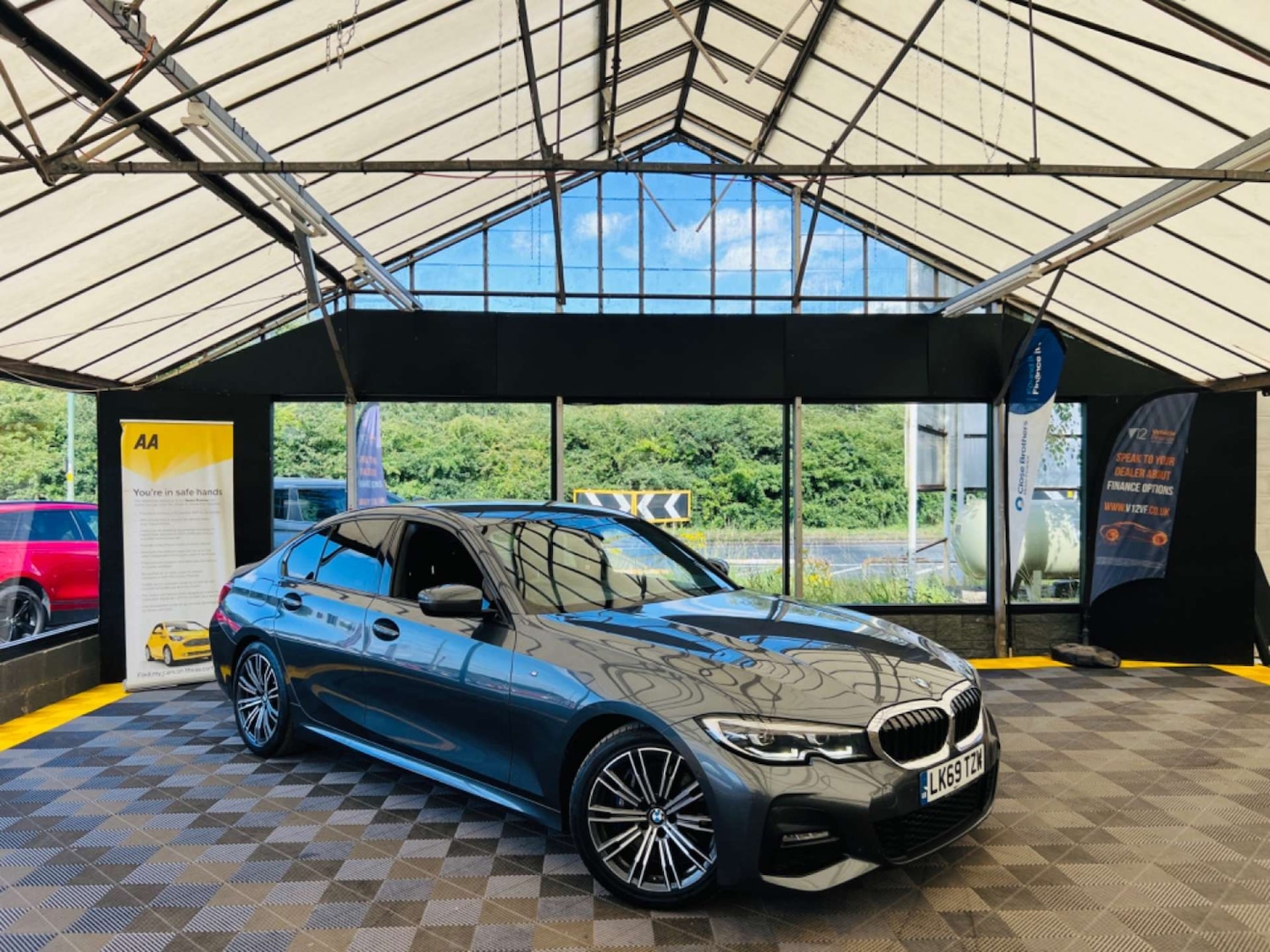 Used BMW 3 Series 2019 for sale - 76363546: Photo 1