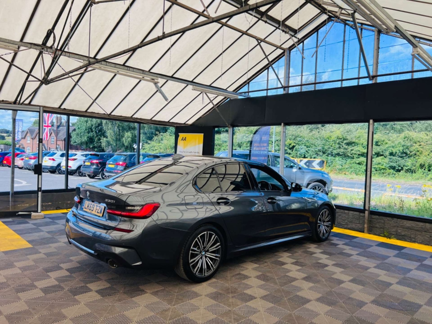 Used BMW 3 Series 2019 for sale - 76363546: Photo 9