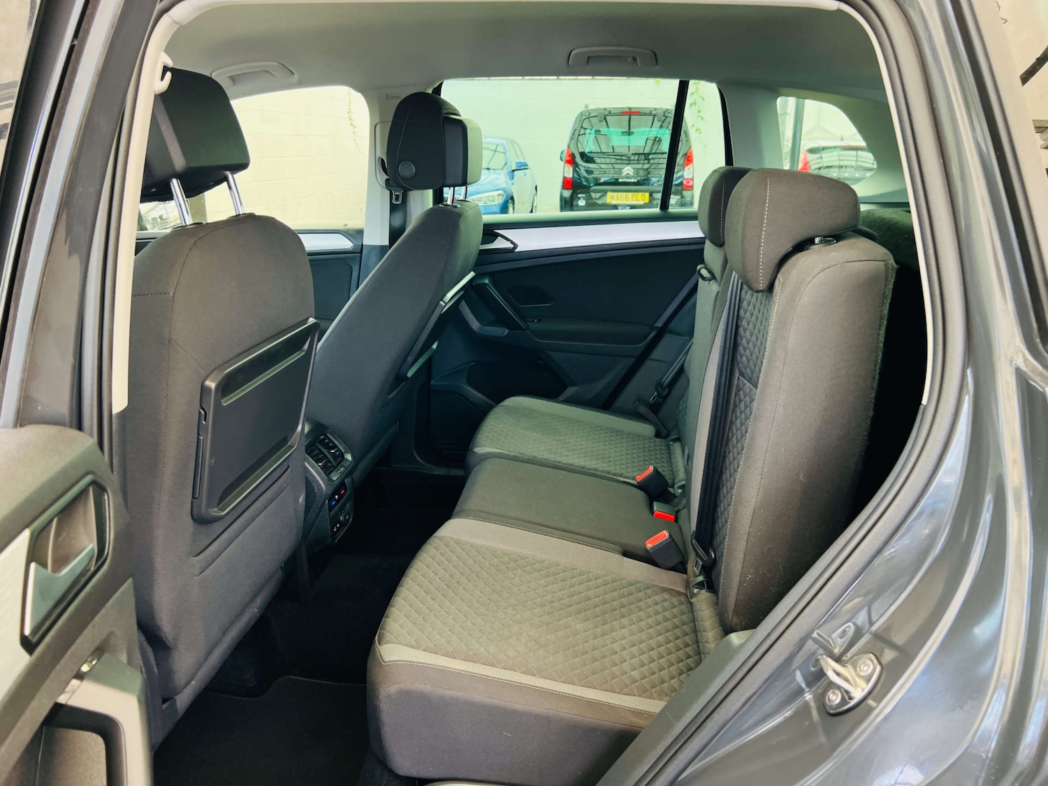 Vehicle 33
