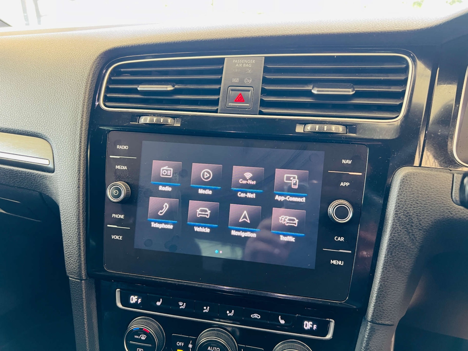 Used Volkswagen Golf 2017 for sale - 76711706: Photo 17