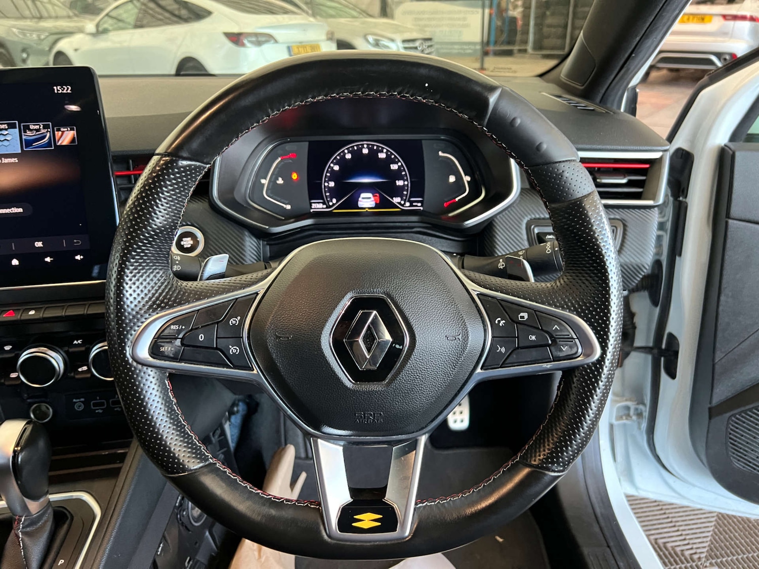 Used Renault Clio 2020 for sale - 76687503: Photo 11