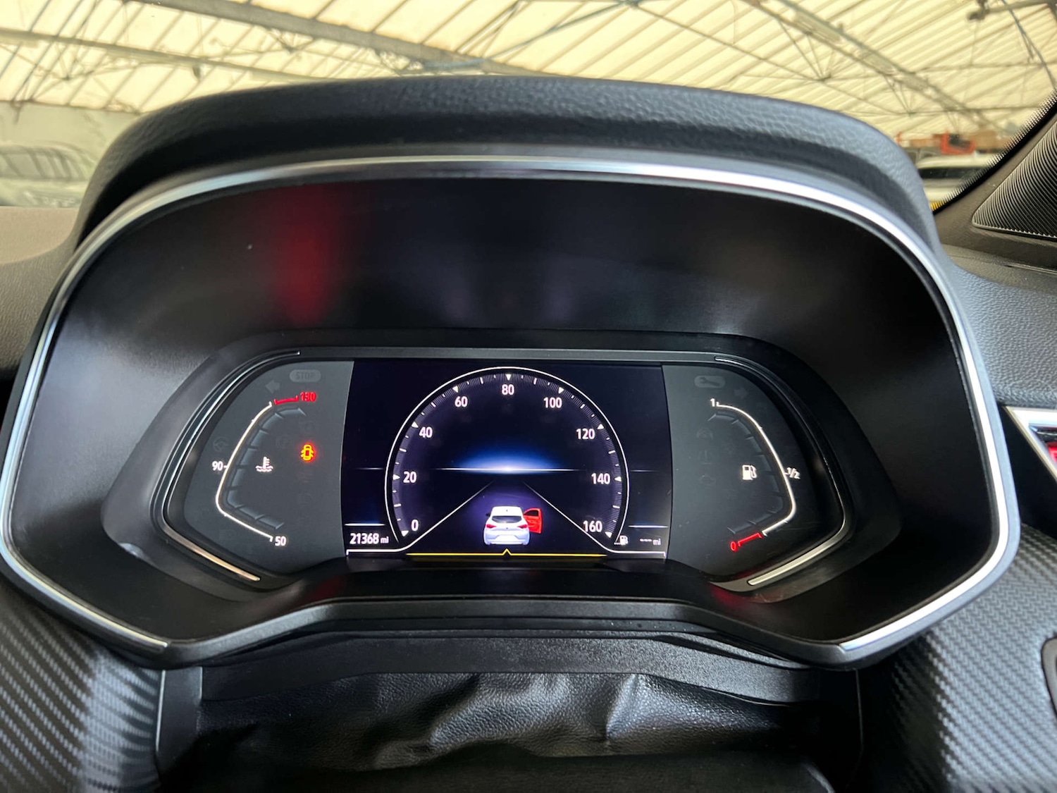 Used Renault Clio 2020 for sale - 76687503: Photo 12