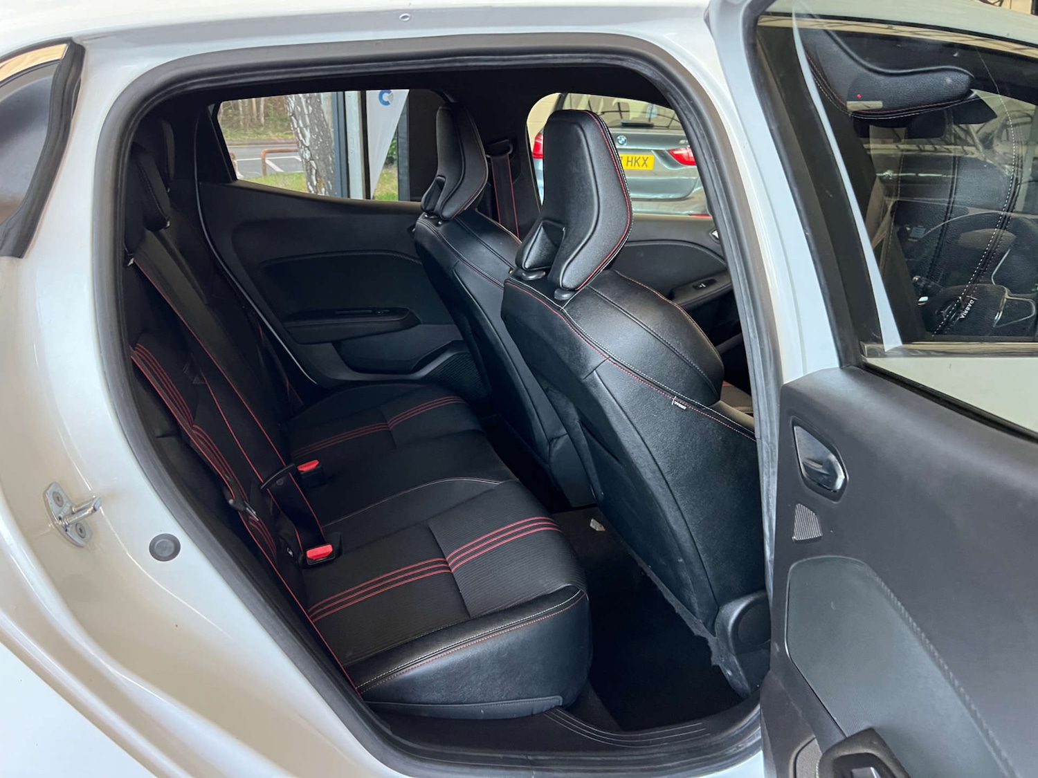 Used Renault Clio 2020 for sale - 76687503: Photo 21