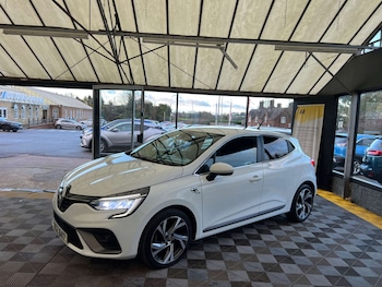 Used Renault Clio 2020 for sale - 76687503: Photo
