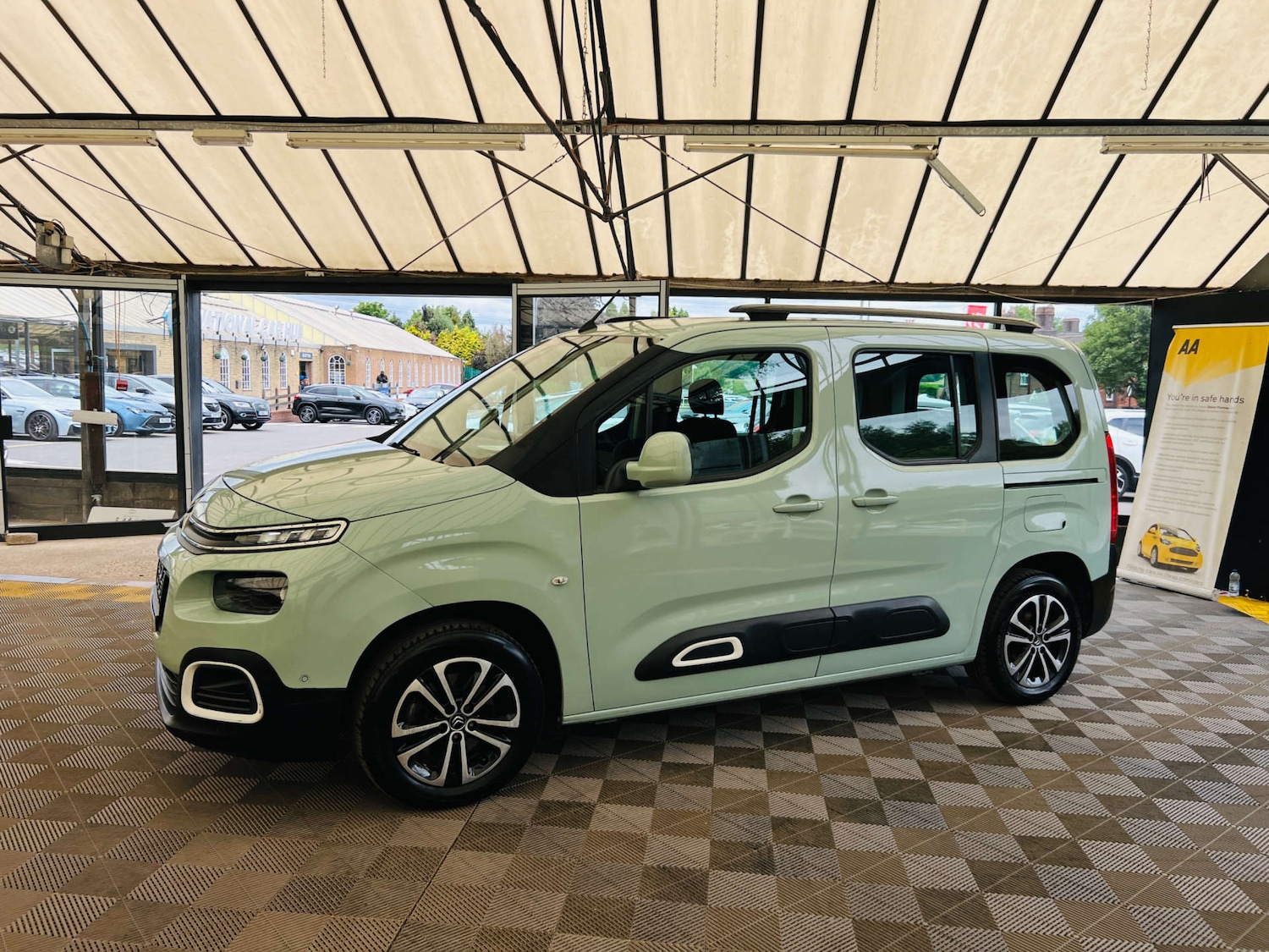 Used Citroen Berlingo 2019 for sale - 76356014: Photo 6