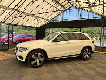 Used Mercedes-Benz GLC 2019 for sale - 79437394: Photo