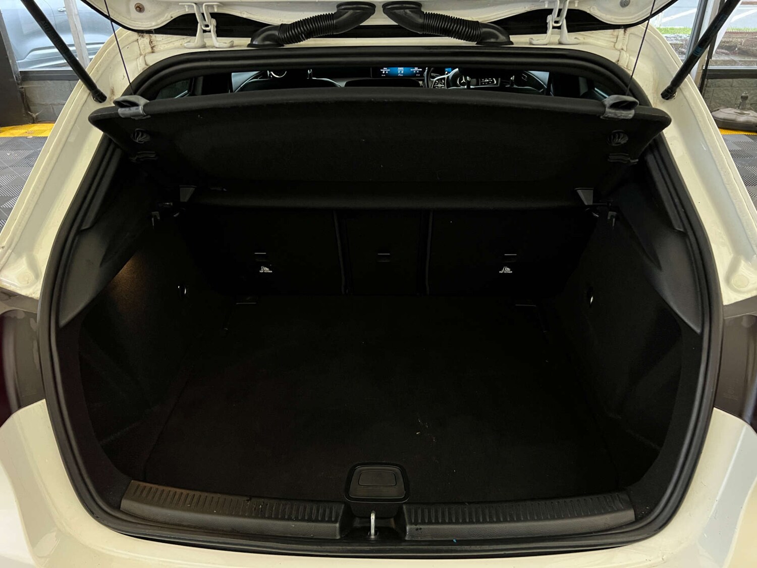 Used Mercedes-Benz A-Class 2018 for sale - 77535048: Photo 26