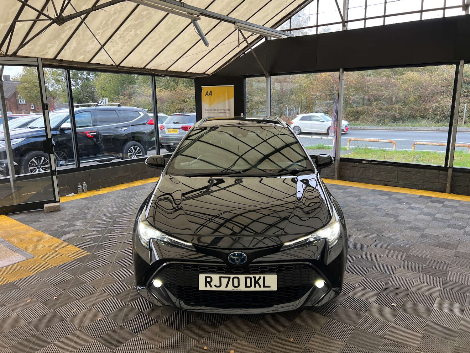 Used Toyota Corolla 2021 for sale - 76339950: Photo 3