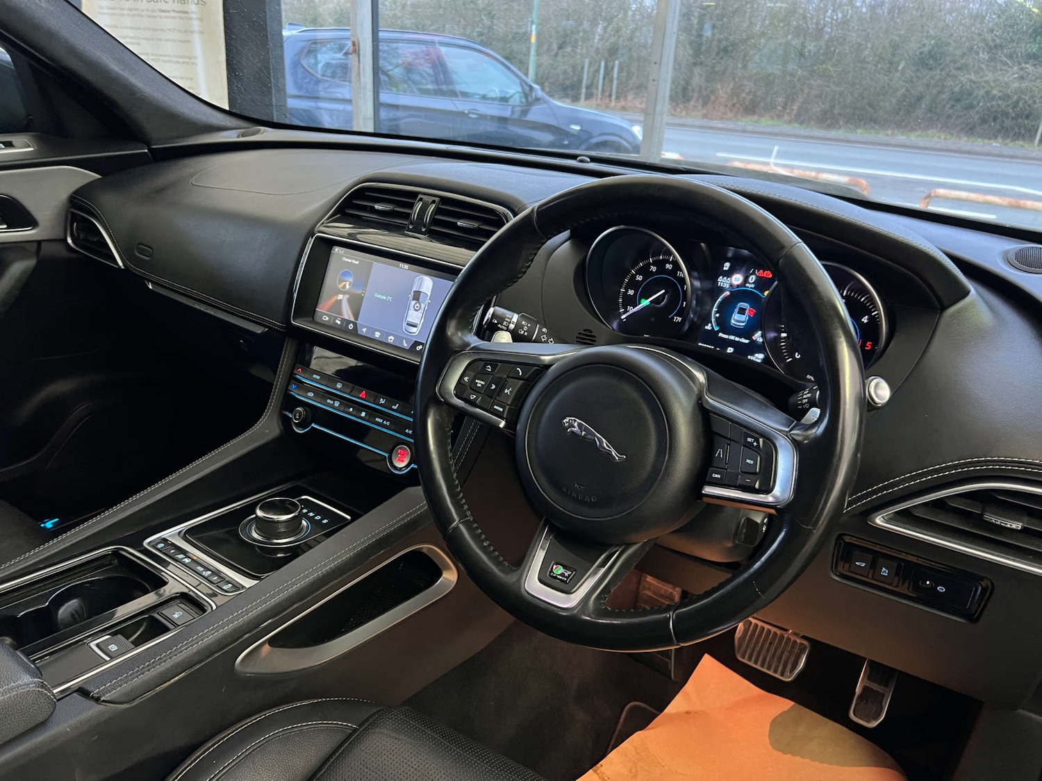 Used Jaguar F-Pace 2018 for sale - 77431836: Photo 11