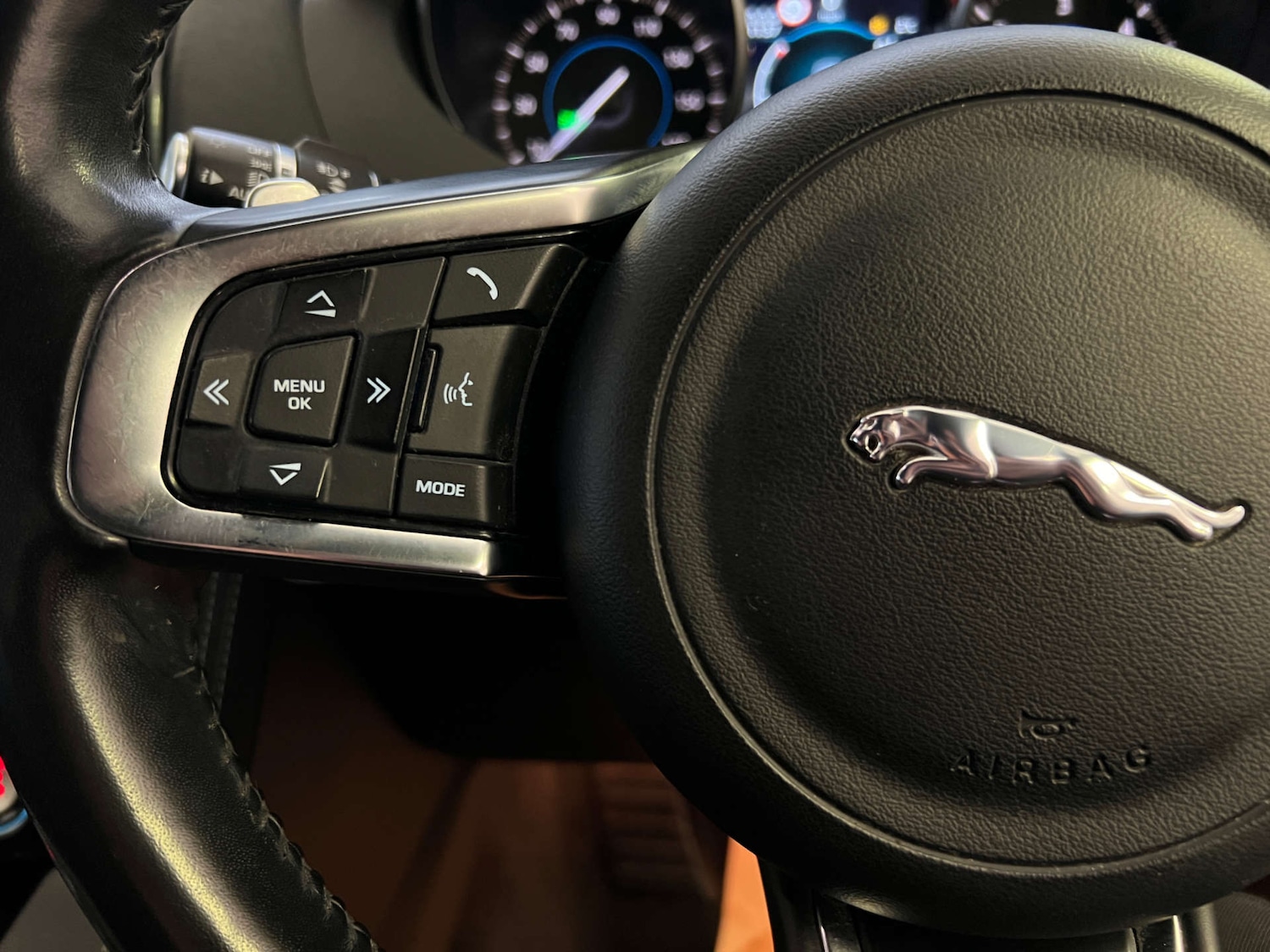 Used Jaguar F-Pace 2018 for sale - 77431836: Photo 12