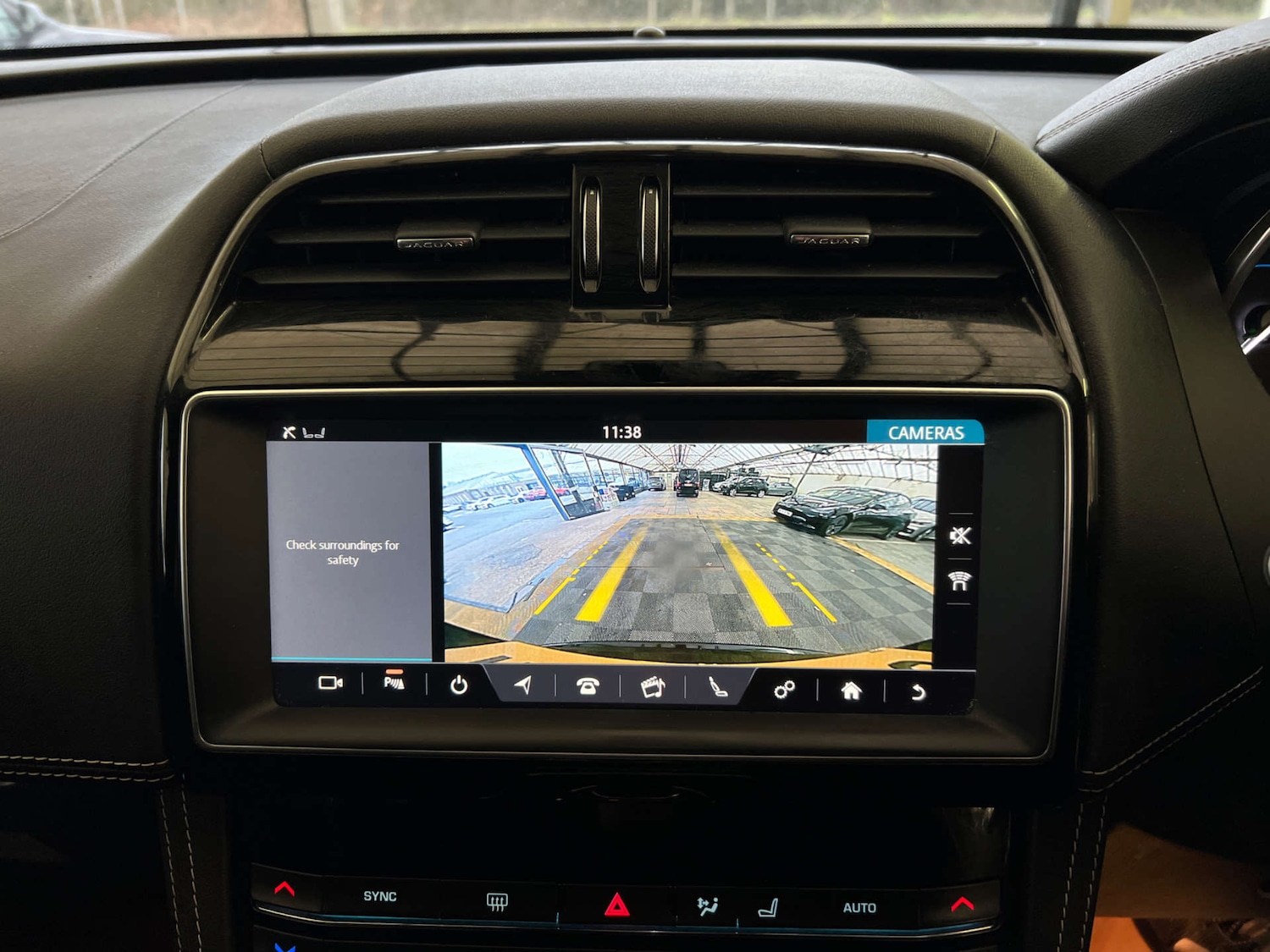 Used Jaguar F-Pace 2018 for sale - 77431836: Photo 20