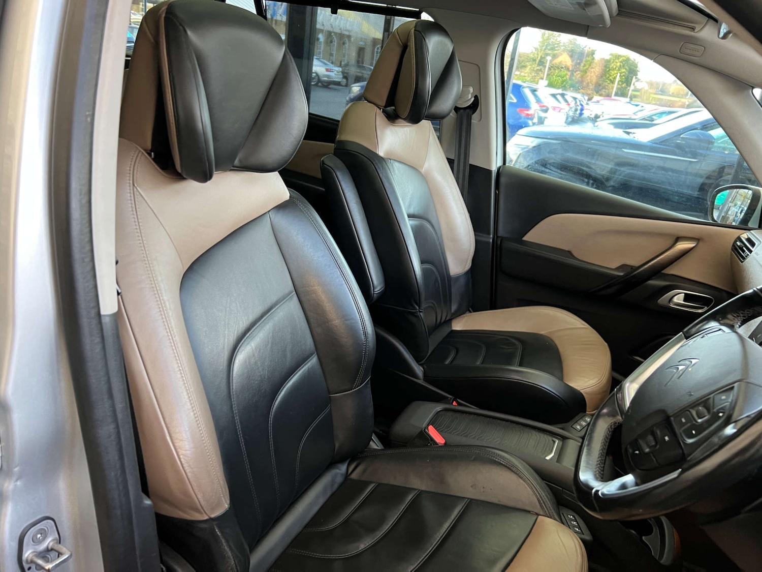 Used Citroen C4 Grand Picasso 2016 for sale - 77025211: Photo 10