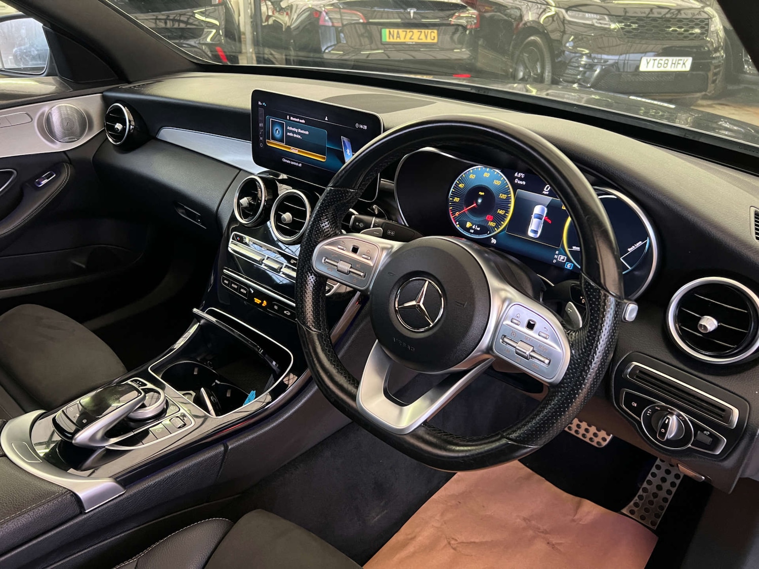 Used Mercedes-Benz C Class 2019 for sale - 77370969: Photo 13
