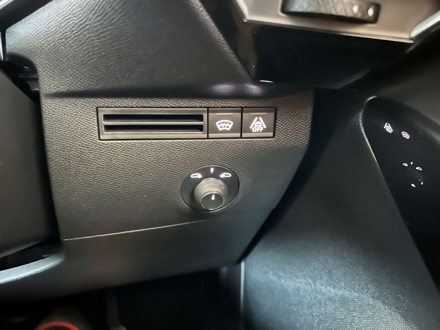 Used DS Automobiles DS 7 Crossback 2020 for sale - 77125173: Photo 23