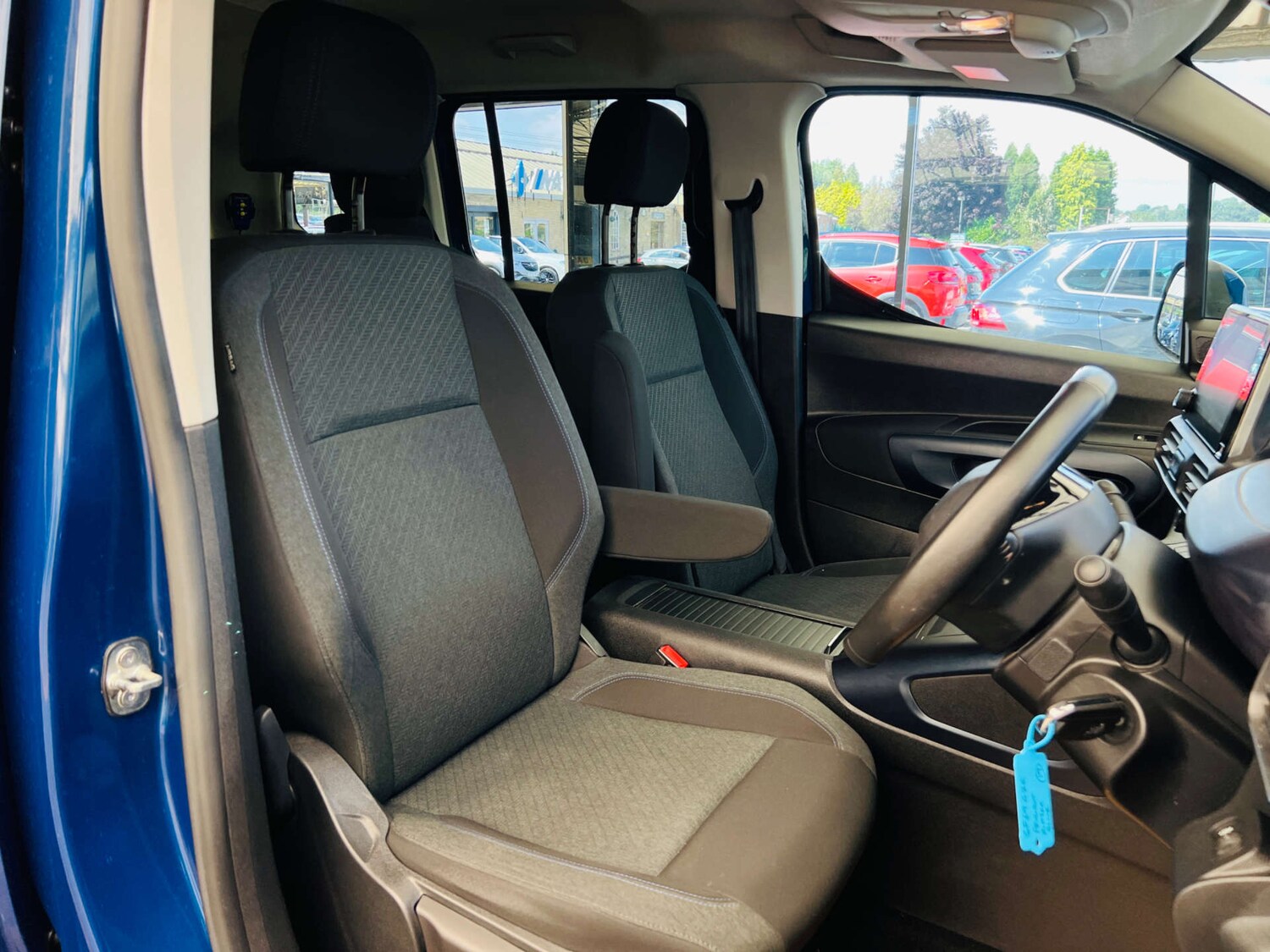 Used Peugeot Rifter 2019 for sale - 77877247: Photo 12