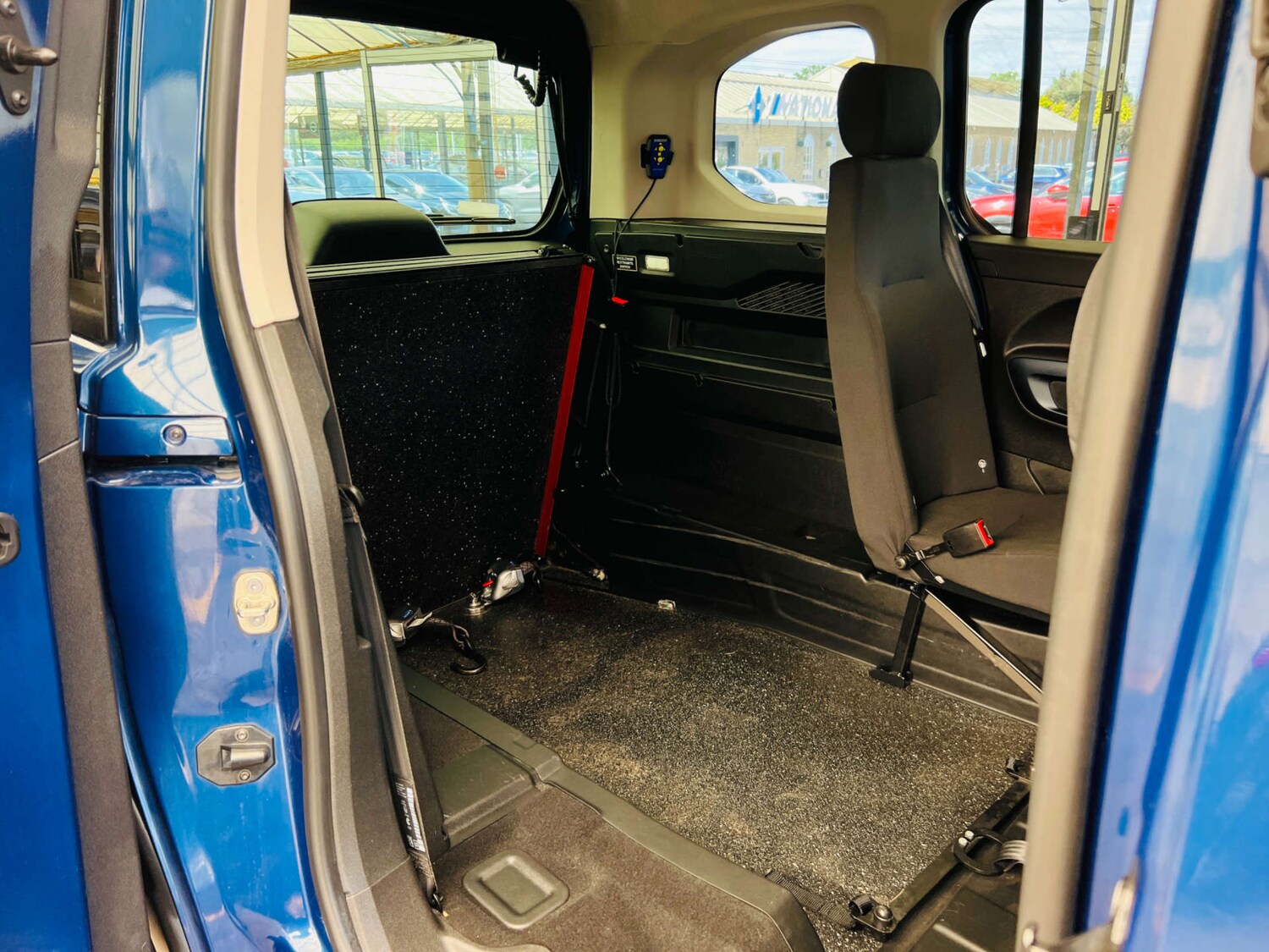 Used Peugeot Rifter 2019 for sale - 77877247: Photo 24