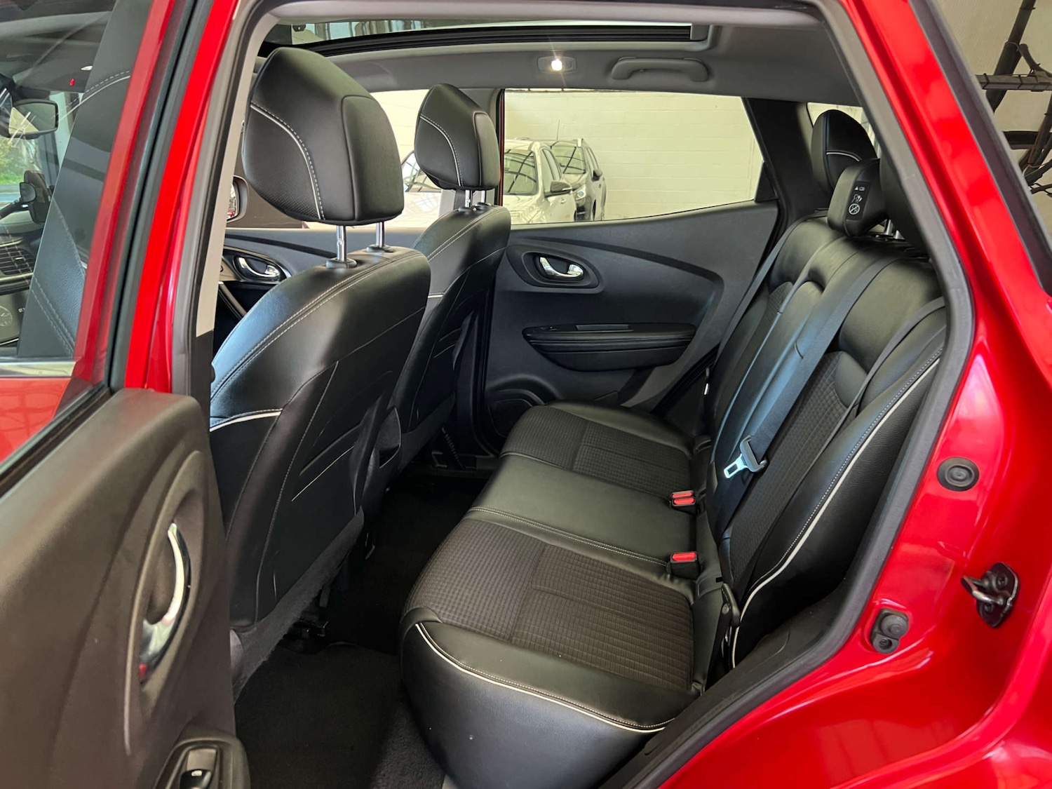 Used Renault Kadjar 2018 for sale - 76511110: Photo 29